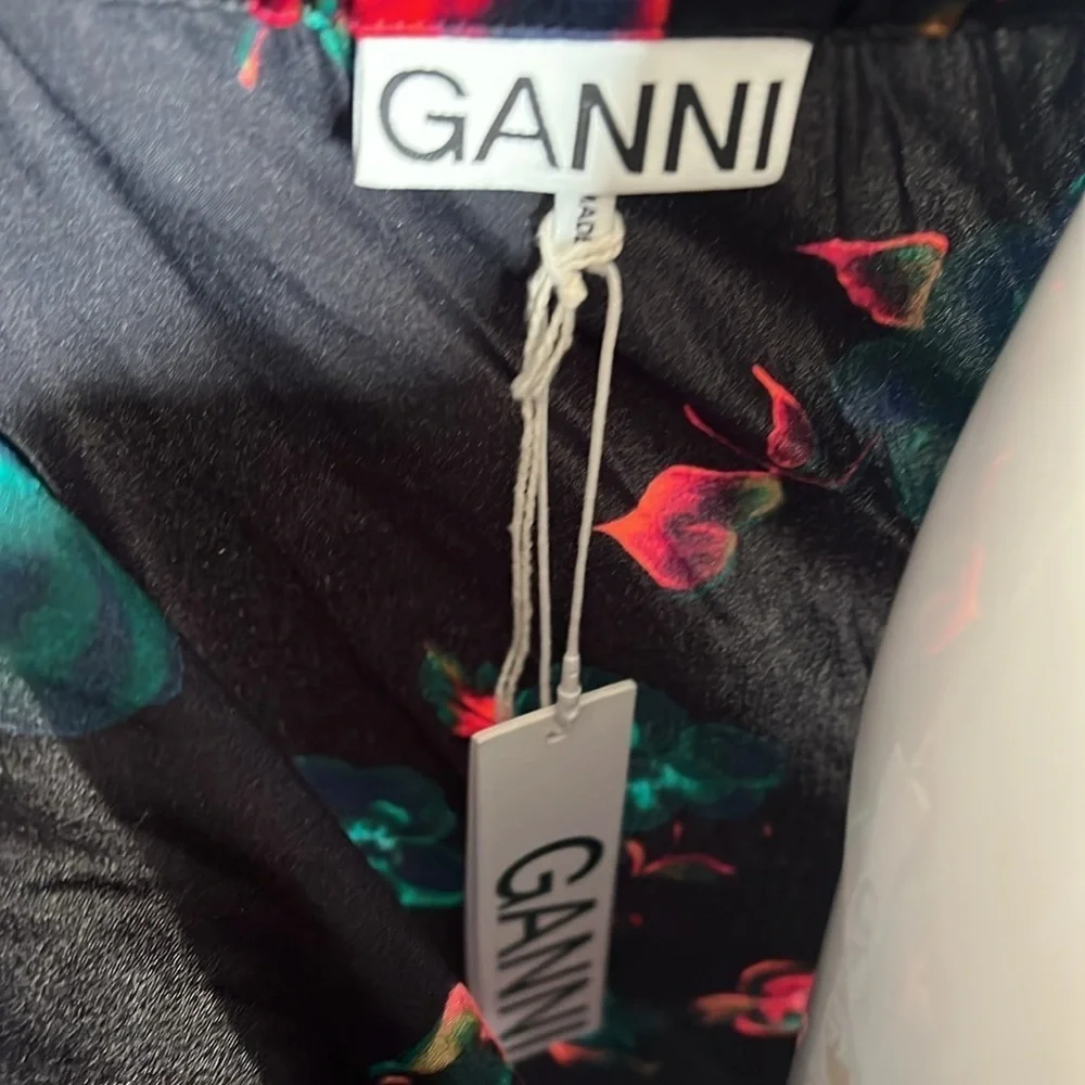 Ganni Sz 32 / US 0 Floral Print 100%Silk Pull On Tie Front Skirt - New with Tags